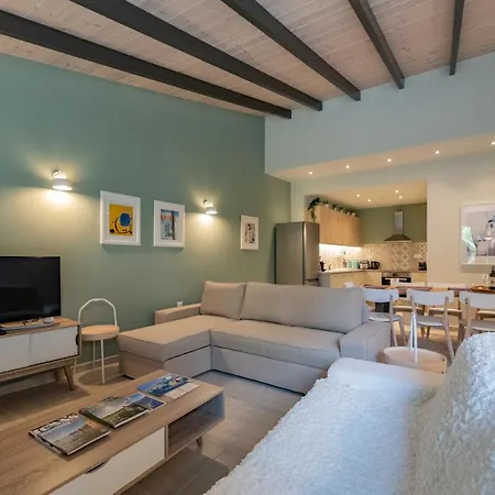 Linas - Mediterranean Καλαμάτα