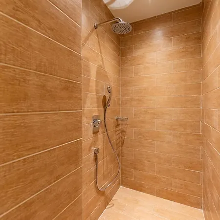 Linas - Mediterranean *