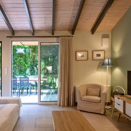 Linas - Mediterranean * Καλαμάτα