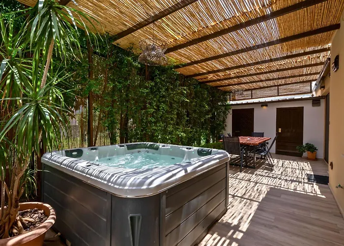 Villa Linas - Mediterranean