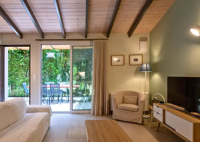 Linas - Mediterranean * Calamata